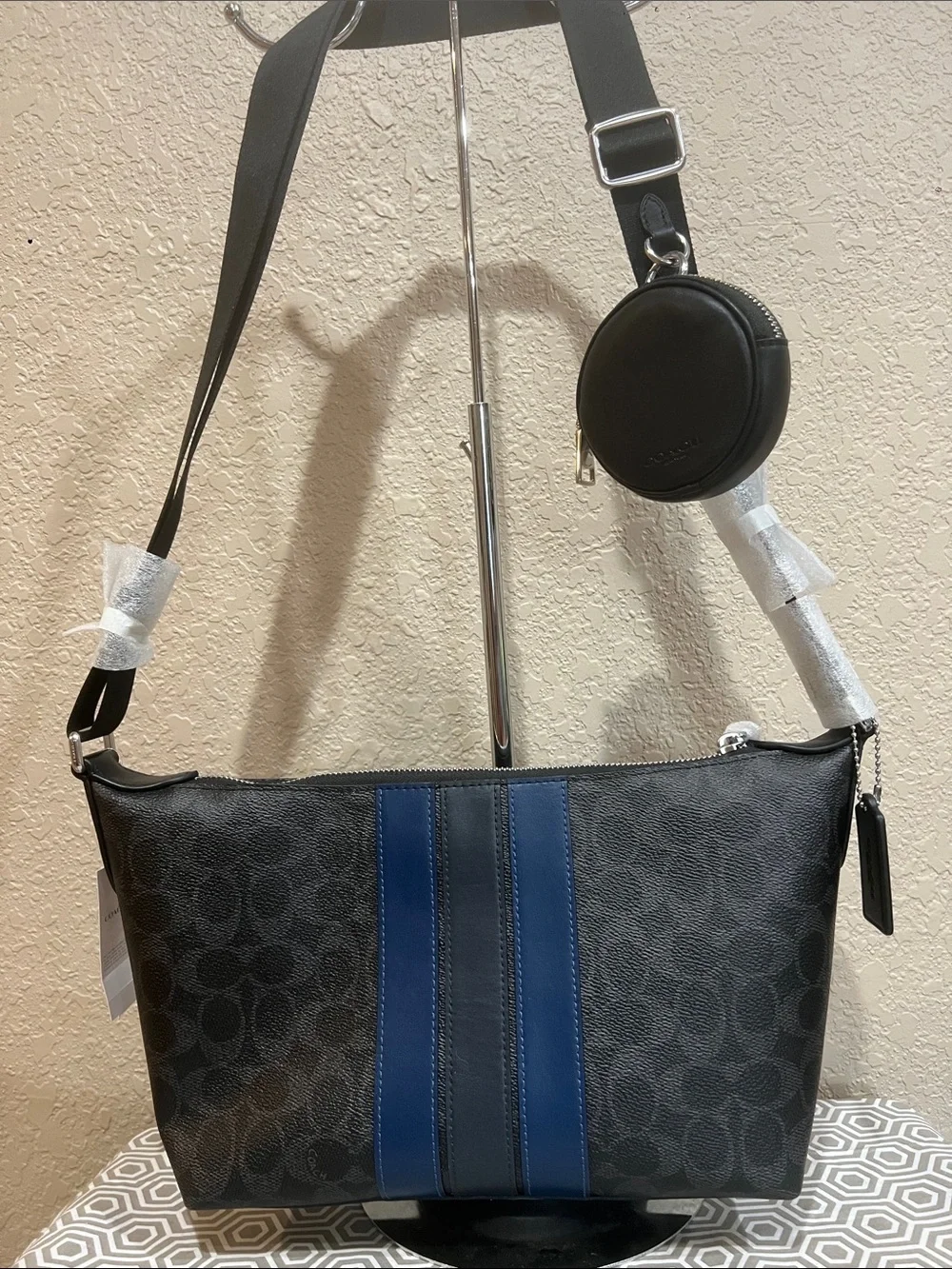 Coach Black Signature Messenger Bag with Blue Center Stripe CDC82.  SVA47